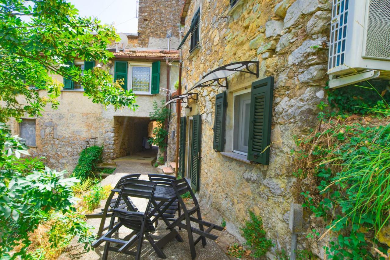 Ferienwohnung Tourist Dependance "Cinque Terre" La Foce Exterior foto